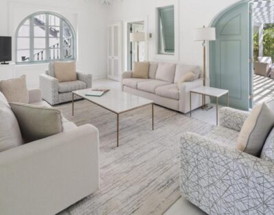 Lovely 4-Bedroom Holiday Villa